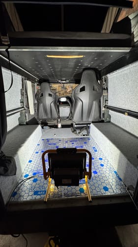Customer photo review of Carpet Filz selbstklebend für Camper