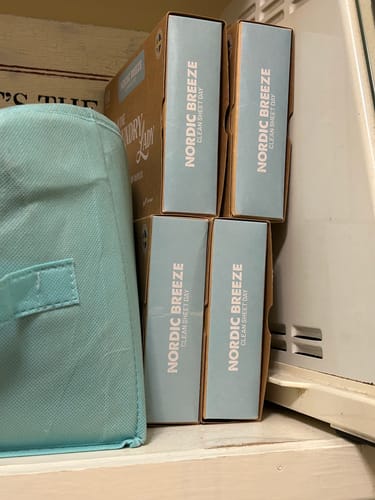 Customer photo review of Nordic Breeze Scented Laundry Sheets