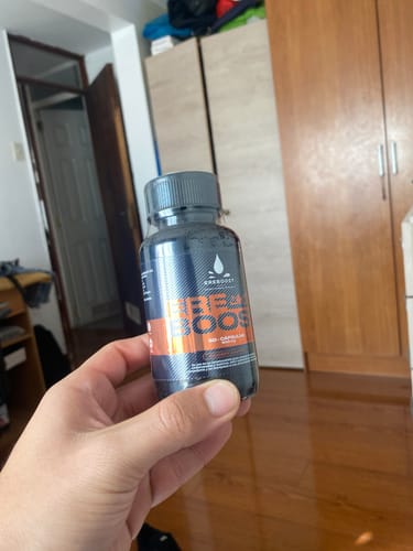 Reseña con foto de un cliente sobre EREBOOST | 60 Cápsulas | Pack 6 meses