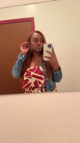 Customer photo review of CurlyMe Kinky Straight Virgin Human Hair Bundles with Lace Frontal Natural Black