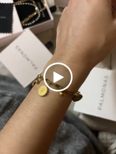 Customer video review of Blizabeth Bracelet