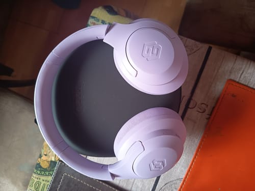 Reseña con foto de un cliente sobre Pulse ANC 2Gen
