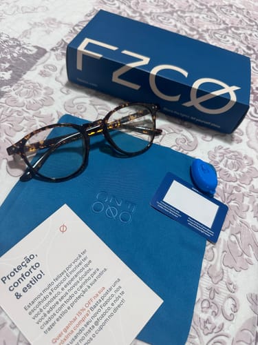 Customer photo review of Óculos La Paz - Anti Luz Azul