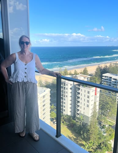 Nicole M. review of Island Pant | Chocolate Border | Linen Viscose image 1 out of 1