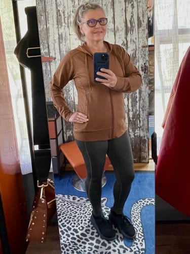 Customer photo review of Ryann Hoodie - Sahara Dust