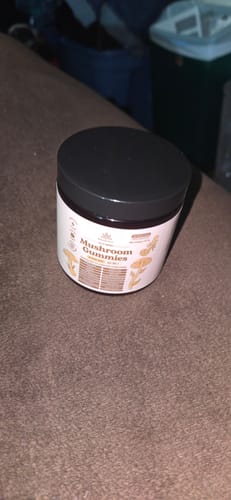 Customer photo review of 20-in-1 Mushroom Gummies