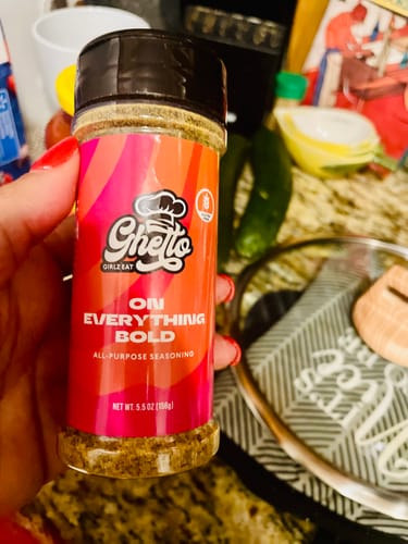 Customer photo review of On Everything BOLD