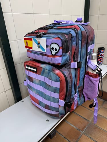 Customer photo review of Mochila Táctica 45L con compartimento para comida Nebula