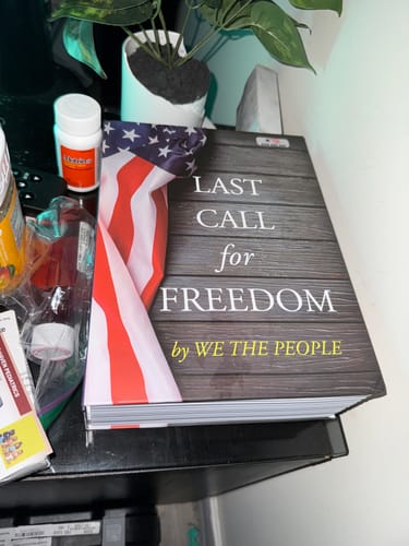 Customer photo review of XL 'MonsterBox' Star and Bar StealthBook