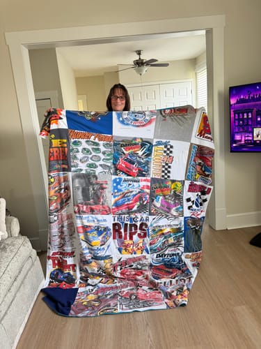 Customer photo review of Premium T Shirt Quilt