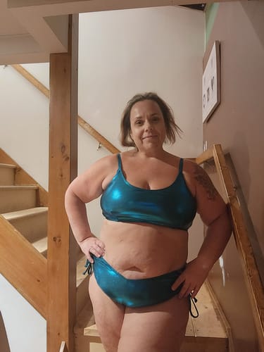 Customer photo review of Jade Glitter Side Tie Bottom