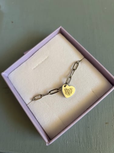 Lilli G. review of Herzarmband image 1 out of 1