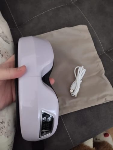 Customer photo review of 4D Smart Eye Massager