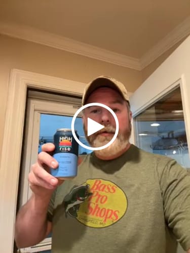 Customer video review of Blueberry D9 THC Seltzer