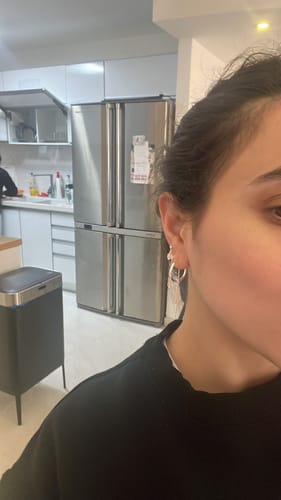 Customer photo review of סט עגילים רוז קוורץ | Lura