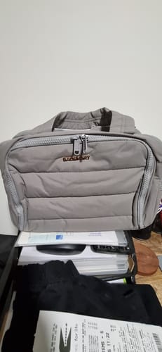 Customer photo review of Zora Spacesaver 4-in-1 Puffy Multi-Functional Toiletry Bag