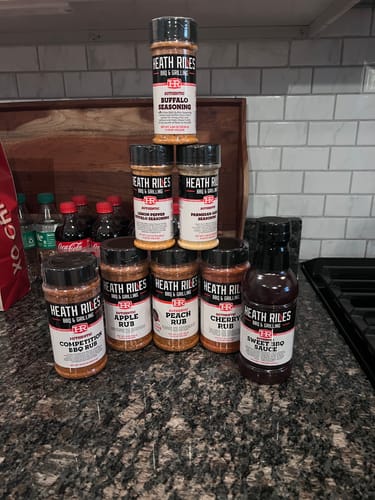 Customer photo review of Heath Riles BBQ Wing Seasonings 3 Pack