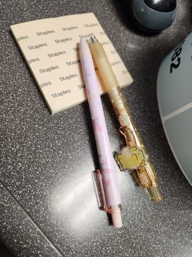 Customer photo review of Pack of 5 My Melody Click Pen Set