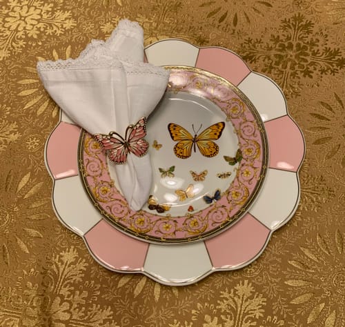 Customer photo review of Pink and White Scallop Fine Porcelain Dessert/Dinner Plate