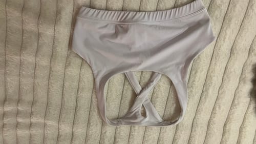Customer photo review of Brasier Deportivo Basic One - Blanco Pure