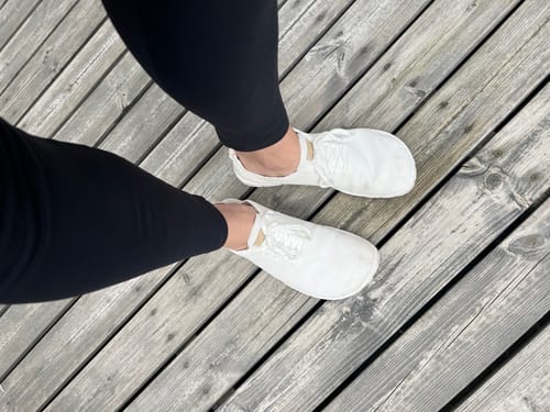 Customer photo review of Vaistoa Iloa -paljasjalkatennarit