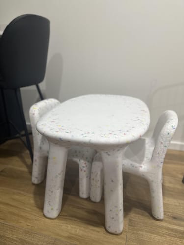 Customer photo review of Confetti Children's Table & Chair Set
