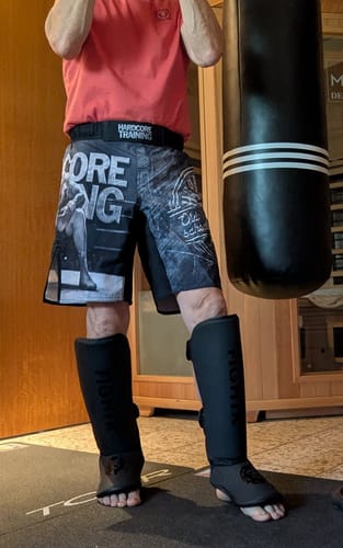 Customer photo review of Dicke Schienbeinschoner Kickboxen Protect