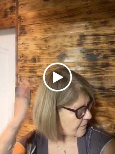 Reseña con vídeo de un cliente sobre Spray Bifásico 10 en 1 230 ml