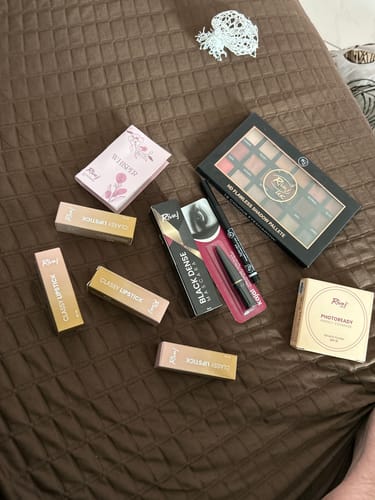 Customer photo review of Rivaj Classy Lipstick