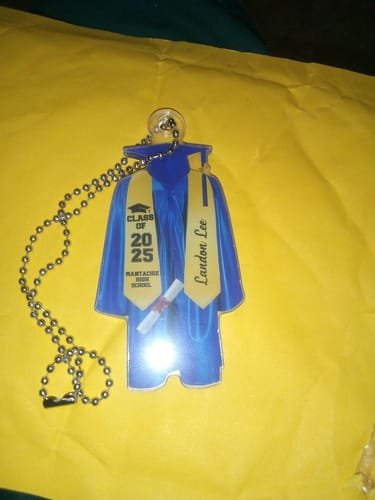 Customer photo review of Graduation Gift Decoration Hanging - Personalised Graduation Gown and Name Acrylic Charms - Gifts for Graduate,Grandchildren,Friend