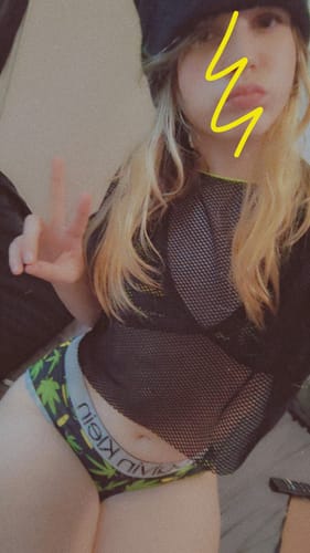 Customer photo review of Plant green weed matching couples boxer underwear