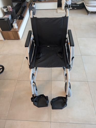 Customer photo review of Standard-Rollstuhl Ecotec 2G mit Trommelbremse