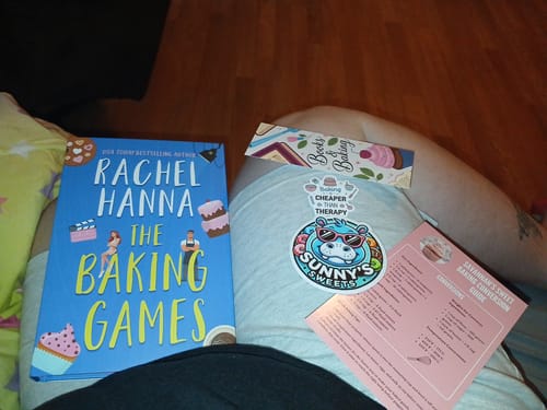 Customer photo review of SPECIAL EDITION The Baking Games Hardcover with Sprayed Edges