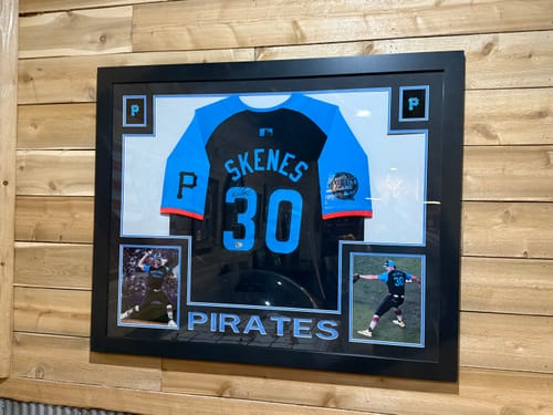 Customer photo review of Paul Skenes Autograph Signing