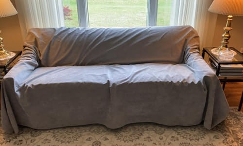 Customer photo review of Waterproof Sofa Covers for Dogs Cats Home pet Couch Protector , Blanket Couch Cover