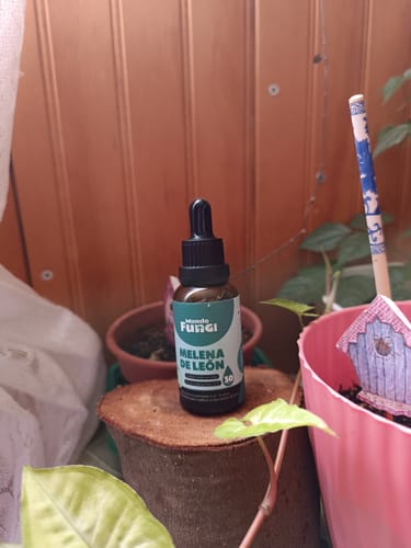 Customer photo review of Melena de León en Gotas - Ultra Concentrado