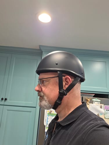 Customer photo review of SOA Smallest Lightest DOT Beanie Flat Black No Peak