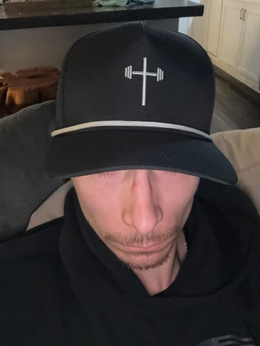 Customer photo review of HolStrength Baseball Cap