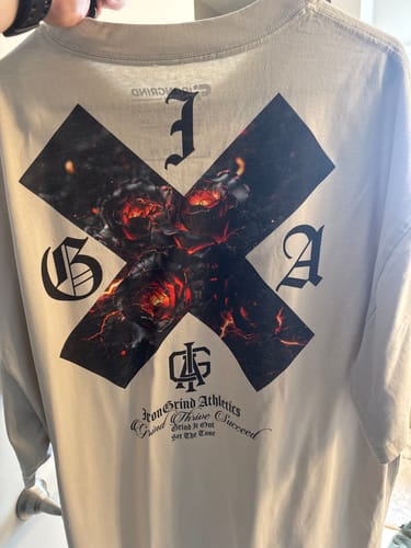 Customer photo review of X Metalic Rose faded t-shirt