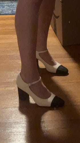 Customer photo review of Square Toe Pumps