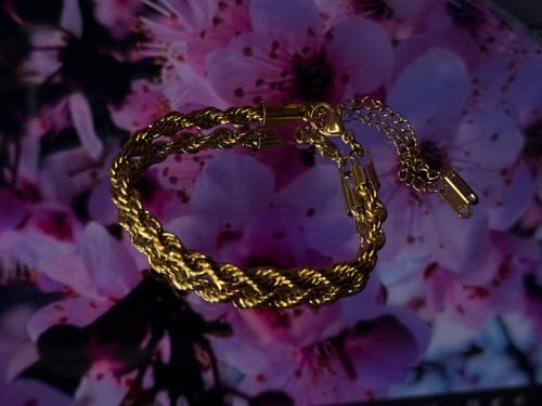 Loredana R. review of LOWITE image 1 out of 1