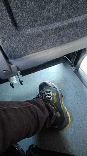 Customer photo review of Botín de Seguridad Panama Jack PJ 523