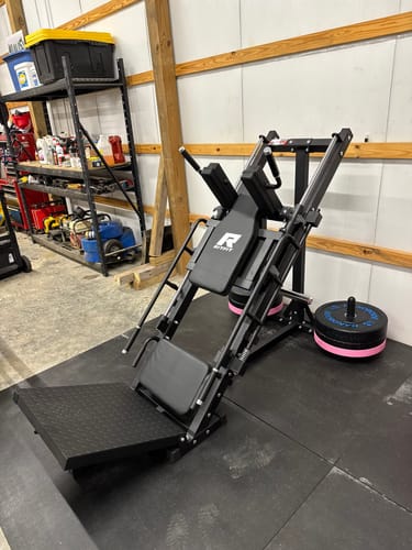 Customer photo review of RitFit BLP01 45 Degree 3-In-1 Leg Press Hack Squat and Calf Raise Machine