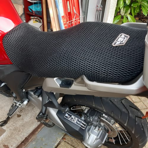 Customer photo review of Wind Rider Seat Cover