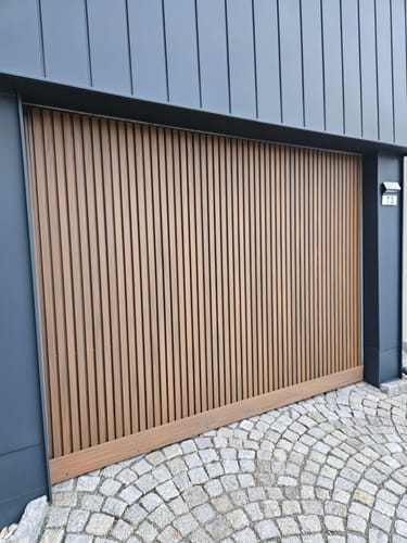 Customer photo review of Außenpaneel Fassadenbrett Eiche 290CM | Abschlussbrett | Garten | 3D Holzmaserung