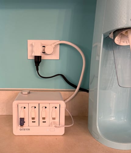 Customer photo review of Gitryin Desktop Charging Station 12-in-1 (40W Combo)