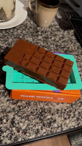 Customer photo review of (Replacement) KNAFEH STUFFED CHOCOLATE BAR REFILL