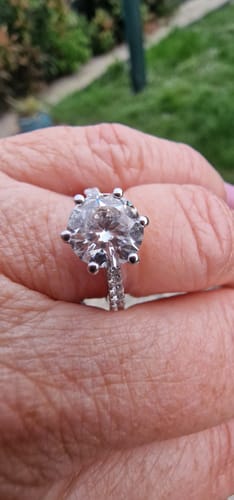 Kay G. review of Doveggs half eternity pave engagement ring semi-mount only(Exclusively to DovEggs Stones) image 1 out of 3