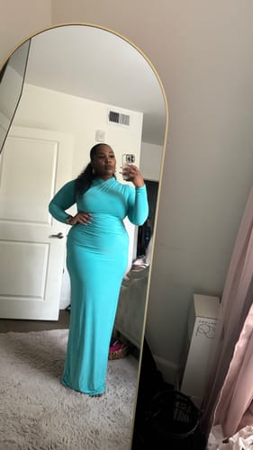 Customer photo review of Hourglass Overlay Ruched Maxi Dress