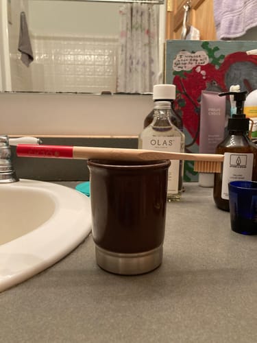 Customer photo review of OLAS Toothbrush Natural - Red Handle